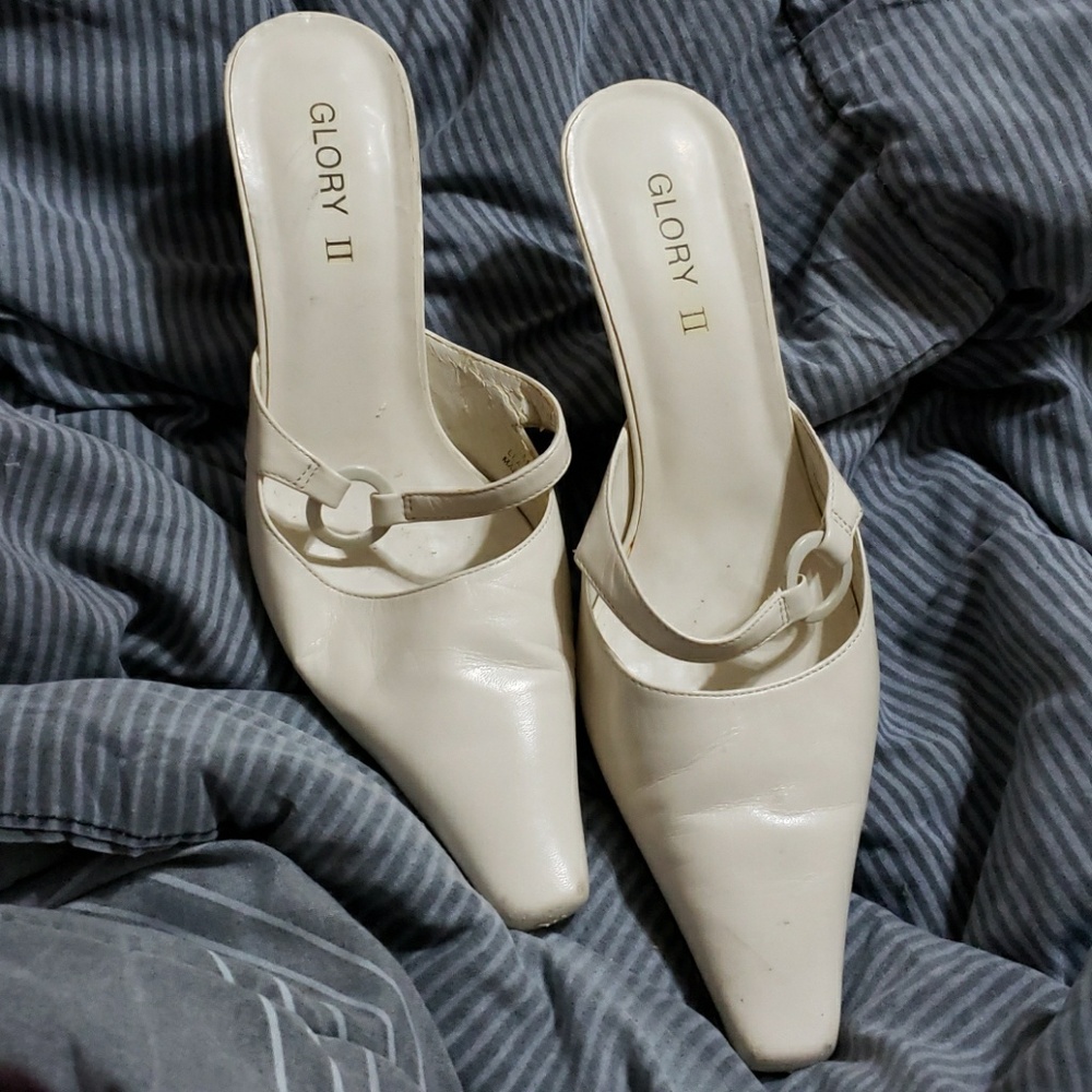 Ivory silo on heels